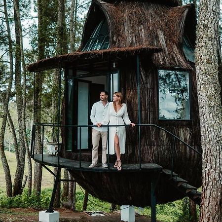 بارابات Toba Caldera Resort المظهر الخارجي الصورة